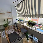Qerret Boutique *
