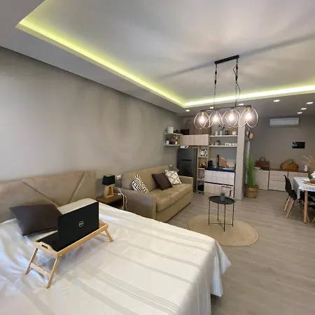 Apartment Qerret Boutique Studio