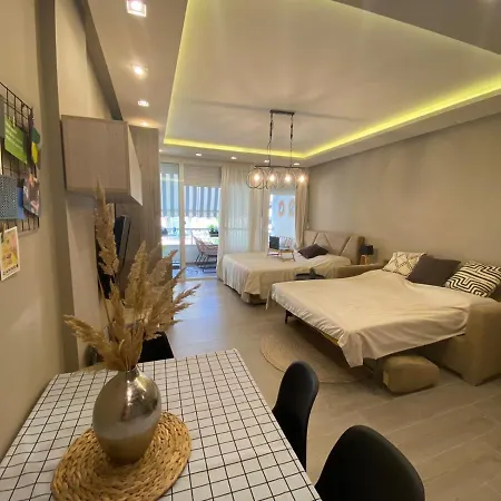 Qerret Boutique Studio Apartment Golem (Tirana)
